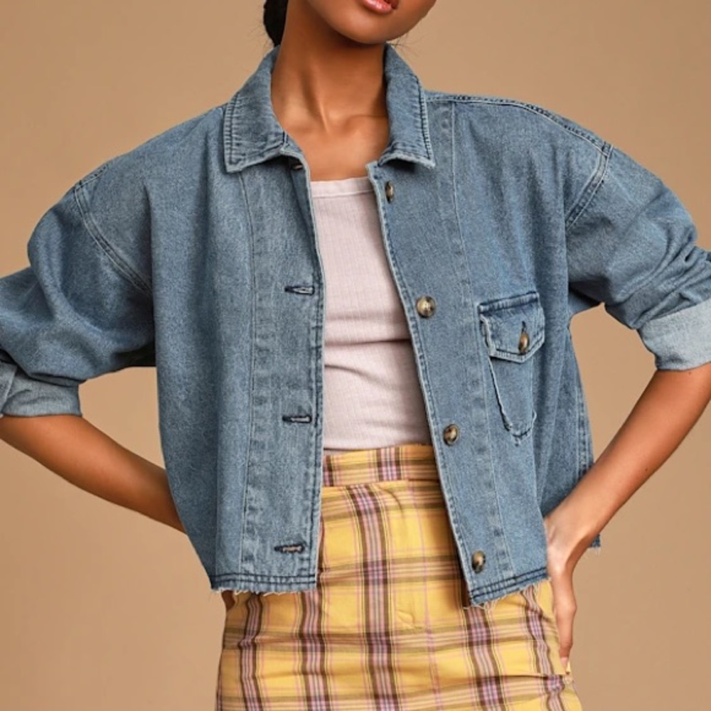 Lulus Right Attitude Medium Wash Raw Hem Denim Jacket XS